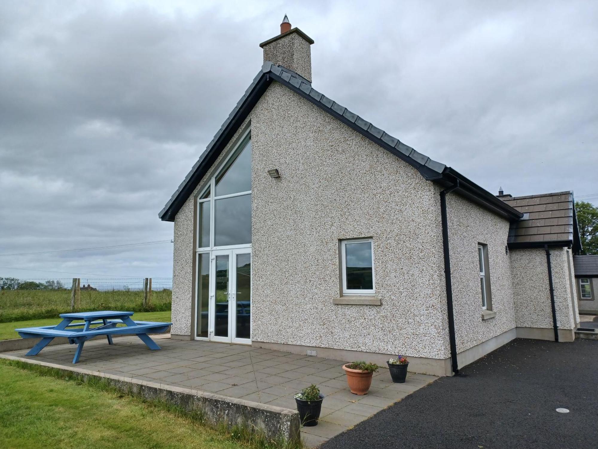 The Chalet At Corvally Portrush Exterior foto